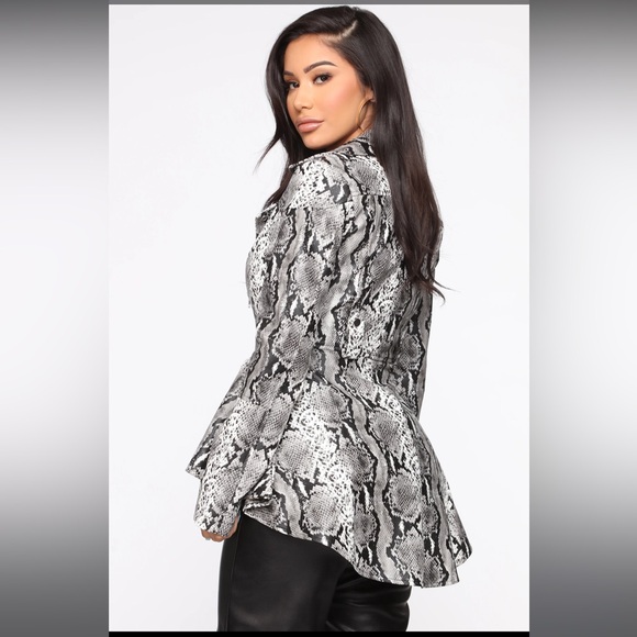 Good Girl Faux PU Jacket - Picture 4 of 5